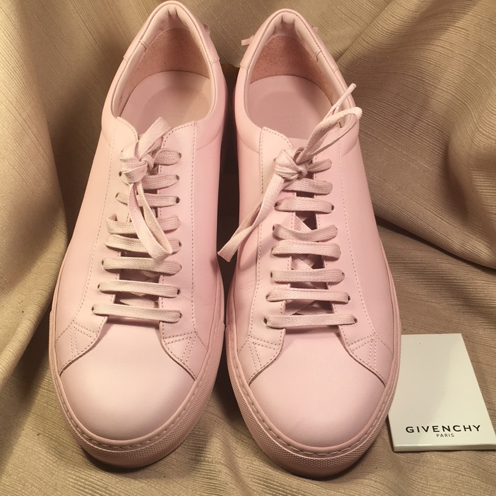 Givenchy NWOT leather urban low sneakers - Picture 1 of 8